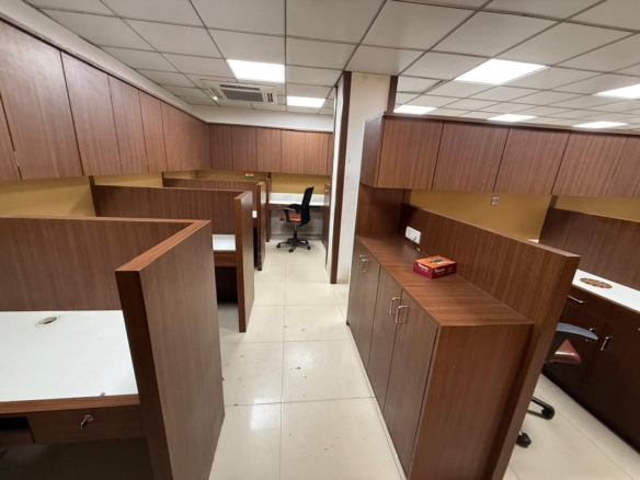 Furnished Office Space for Rent in Minto Park Vasundhara Building